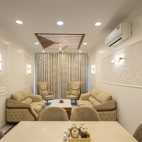 Cloud 9 – Deluxe King Room